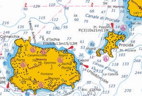 zeilen bij Ischia in de Baai van Napels